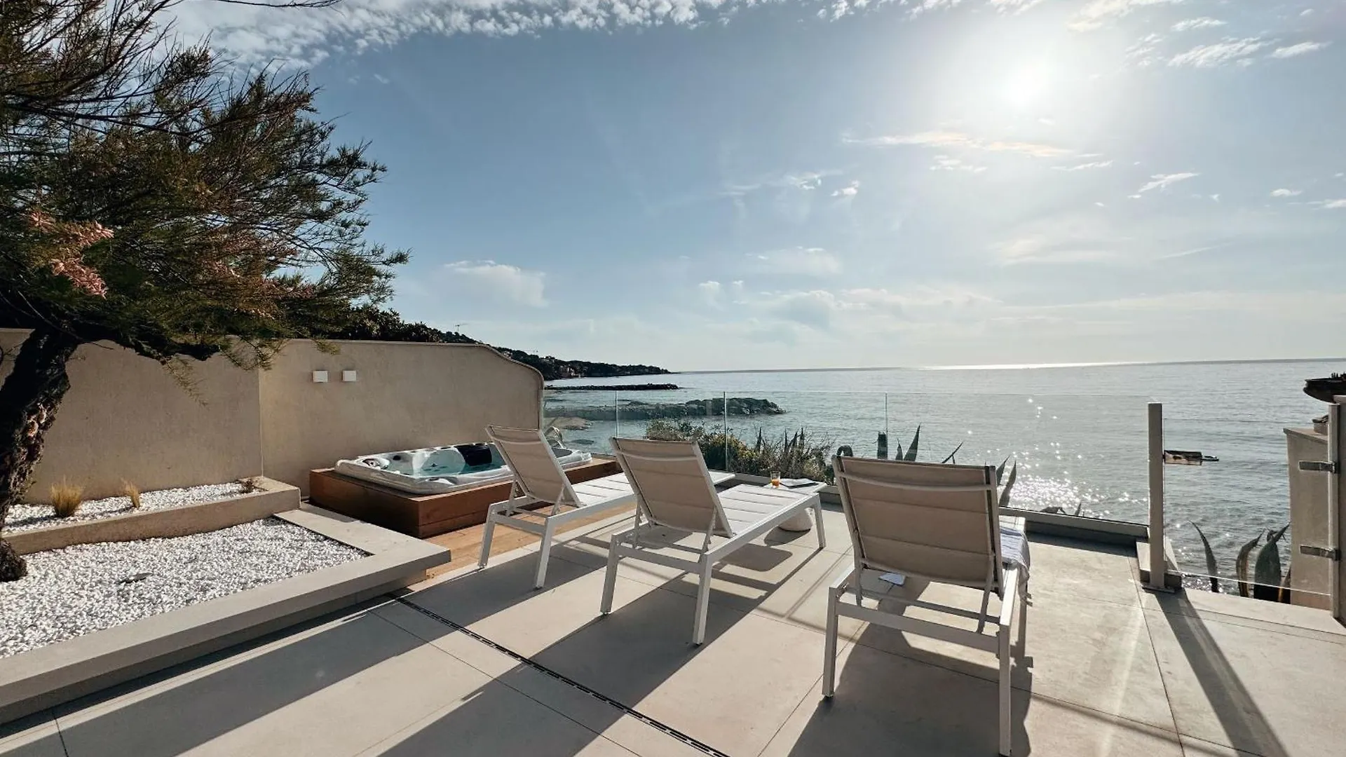 Villa La Corniche Pieds Dans L Eau Les Issambres